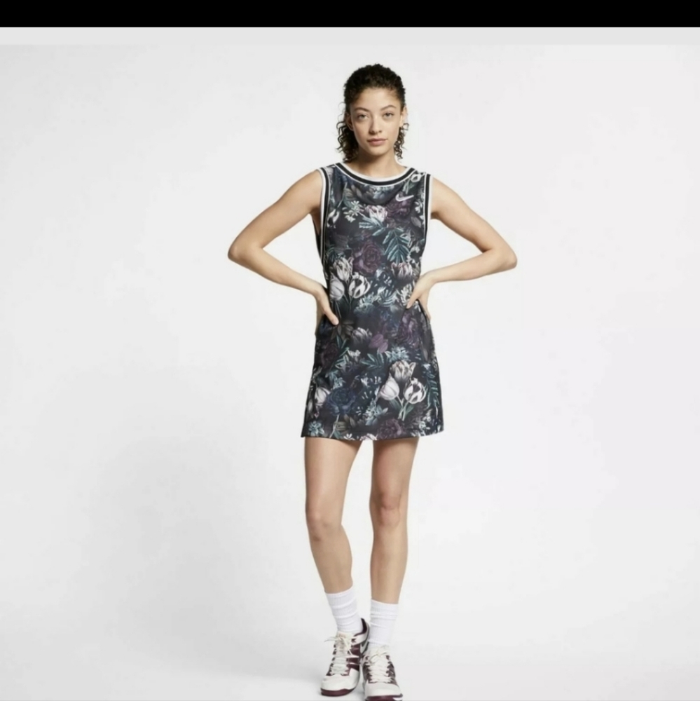 Nike Tennis floral dress size M